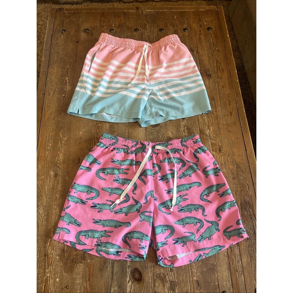 Chubbies Swim Trunks Men’s Medium 5.5” Inseam Mesh Lined Alligator & Stripe Lot